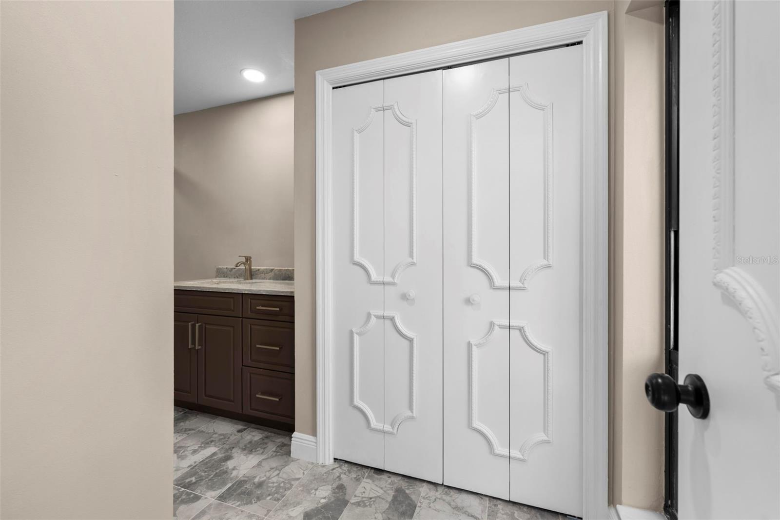 LAKE IN THE WOODS PH I - Residential