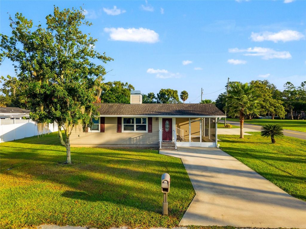 Photo of 5627 20th Street, Zephyrhills, FL 33542 (MLS # TB8429078)