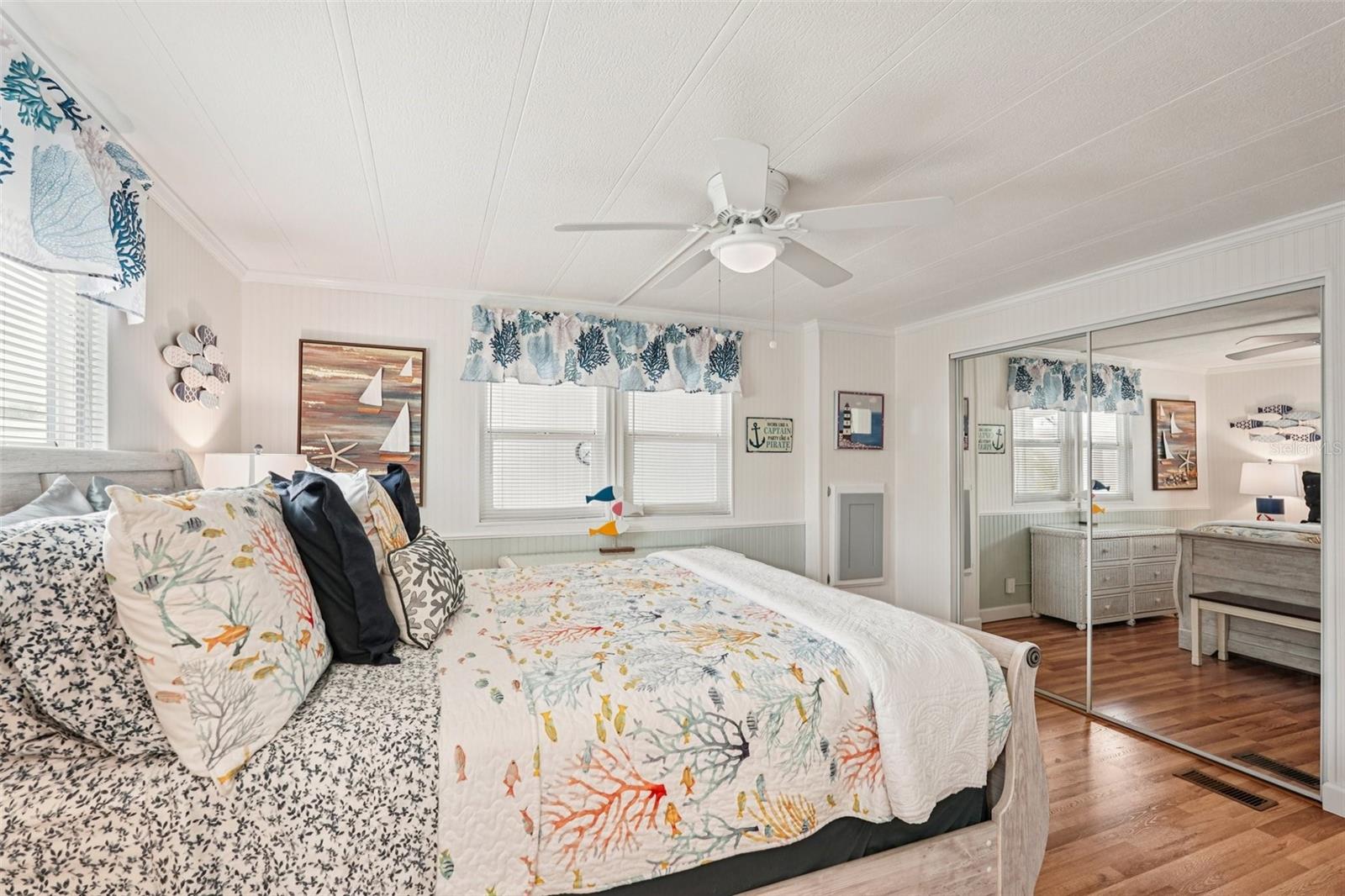 ALAMEDA ISLES - Residential