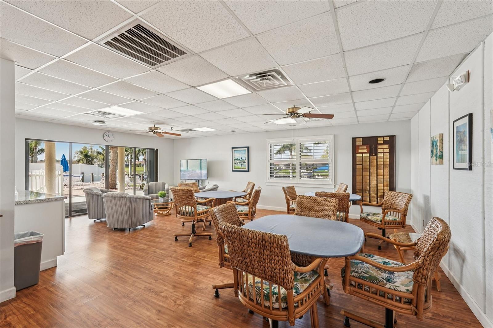 ALAMEDA ISLES - Residential