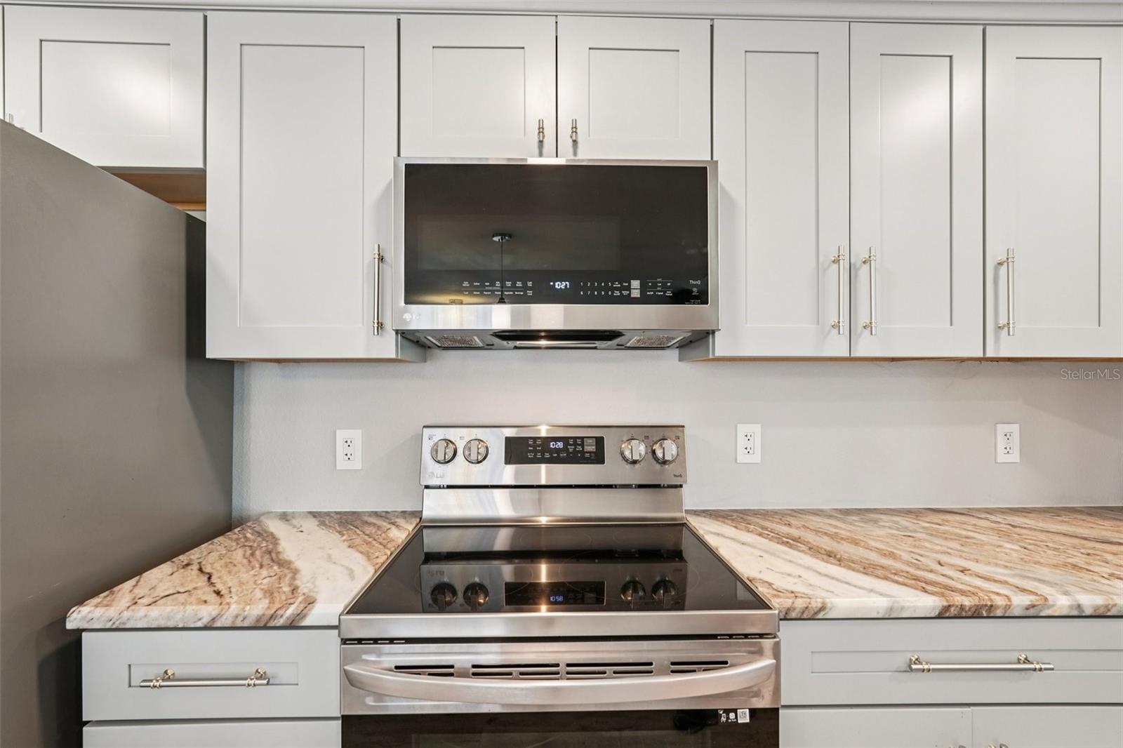 ALAMEDA ISLES - Residential