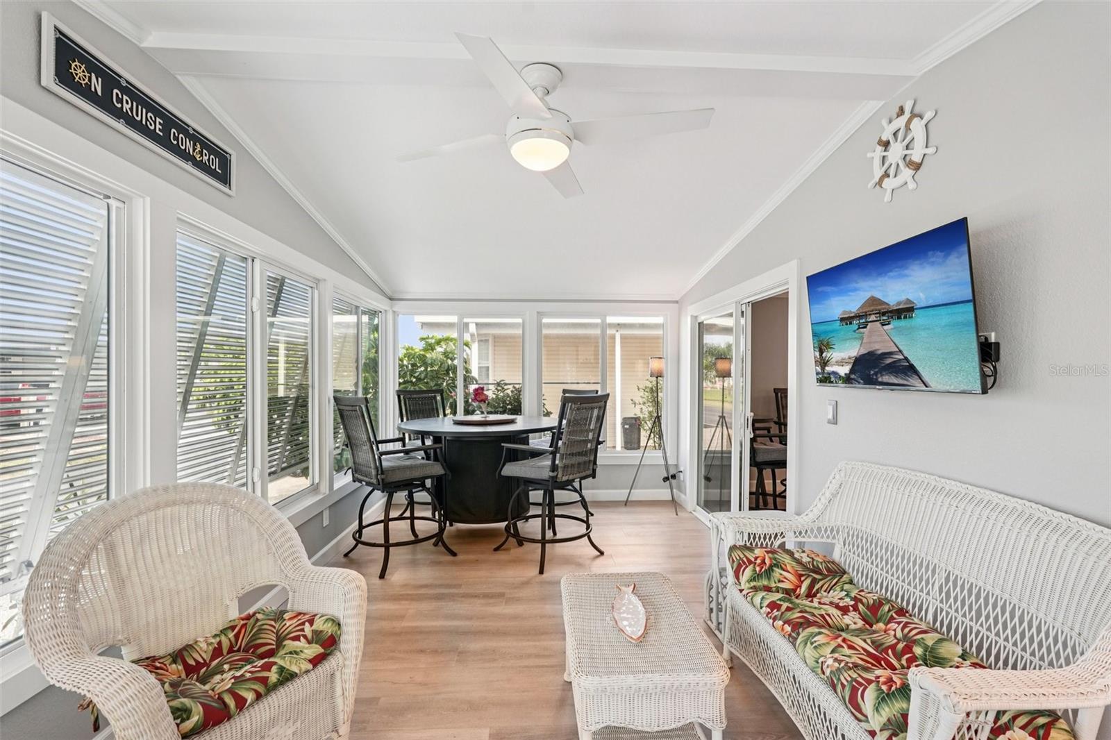 ALAMEDA ISLES - Residential