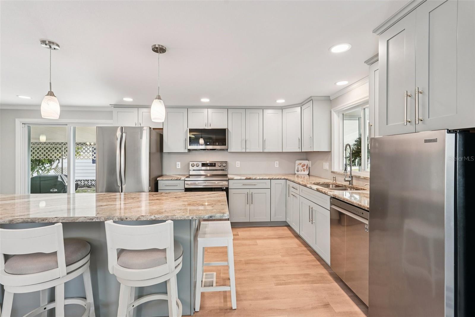 ALAMEDA ISLES - Residential