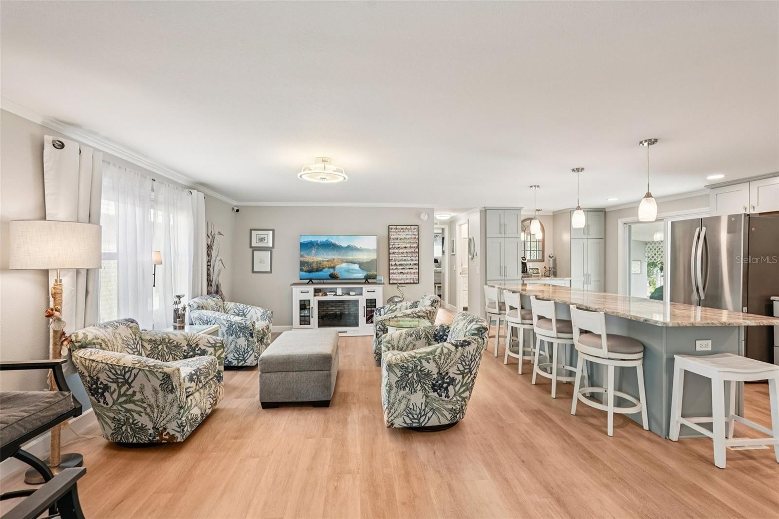 ALAMEDA ISLES - Residential