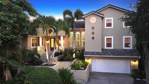 A home in LONGBOAT KEY