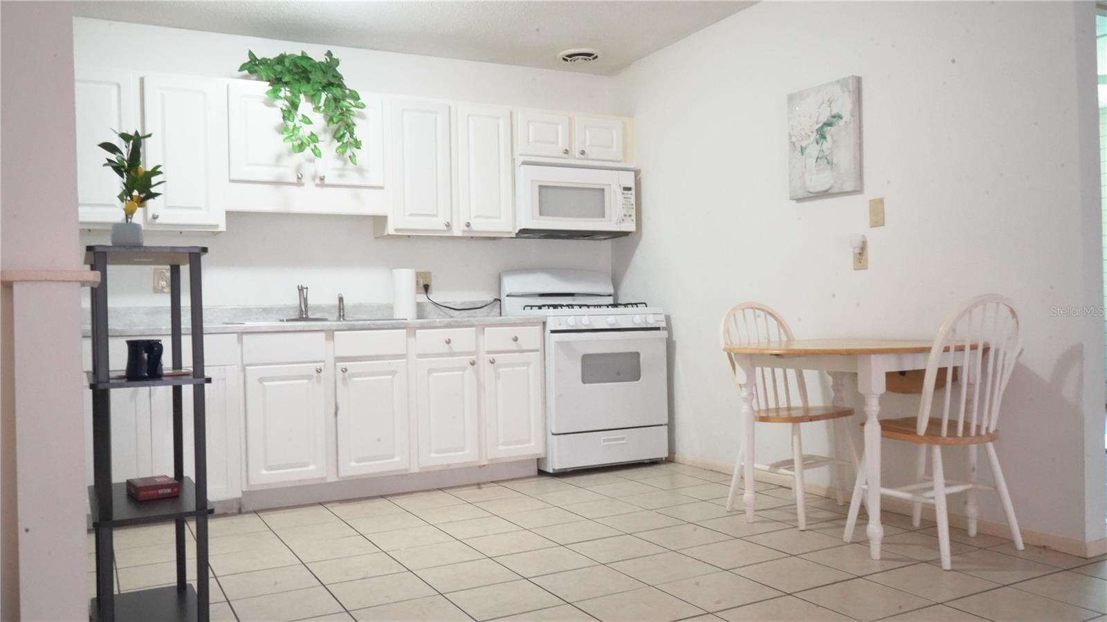 1700 SW 16TH COURT J-4