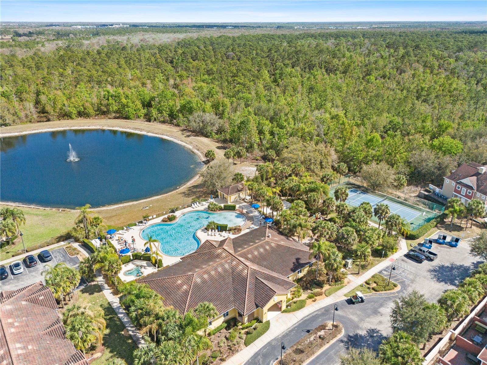 OAKWATER PH 02-6 CONDO - Residential