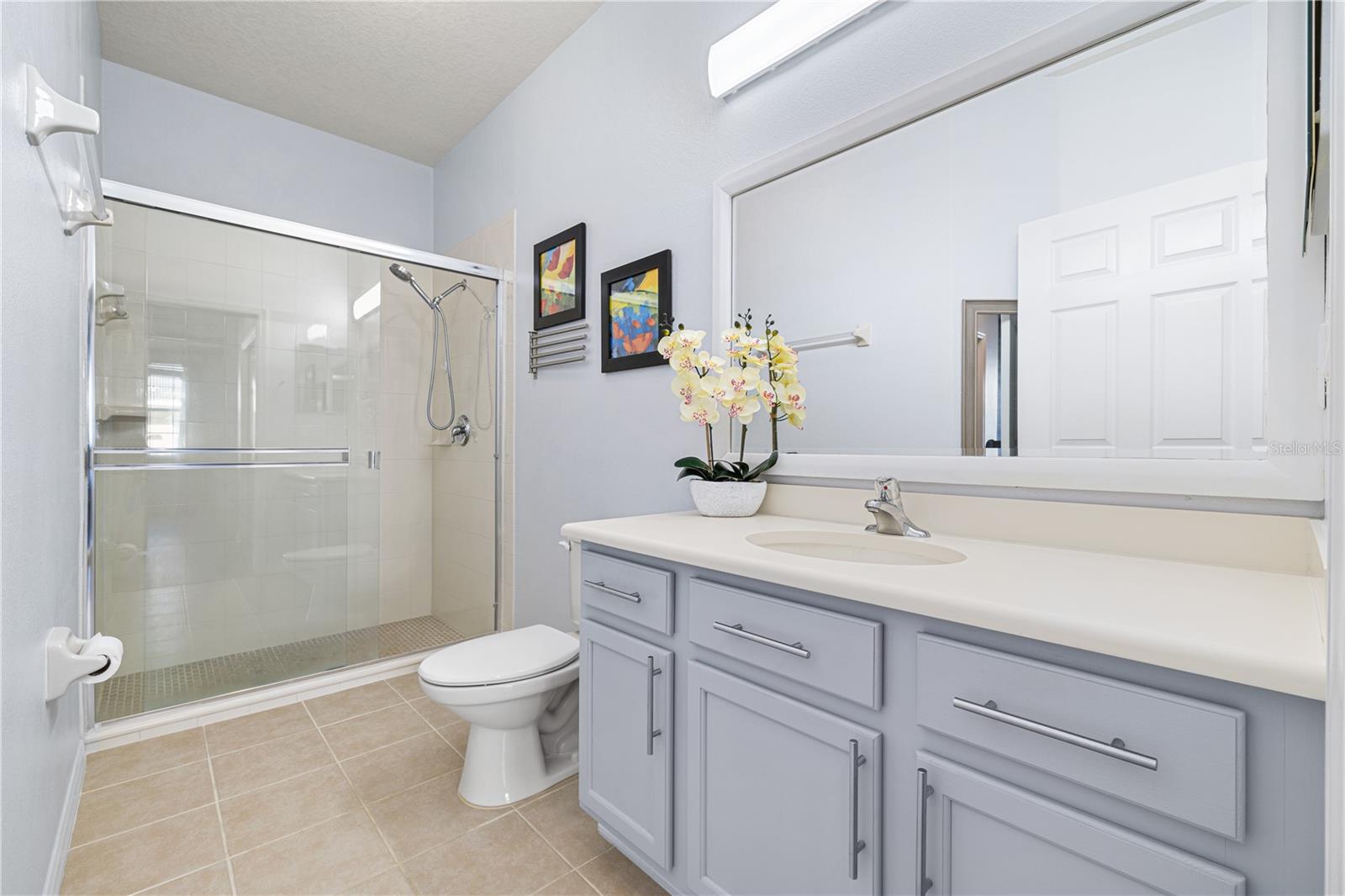 OAKWATER PH 02-6 CONDO - Residential