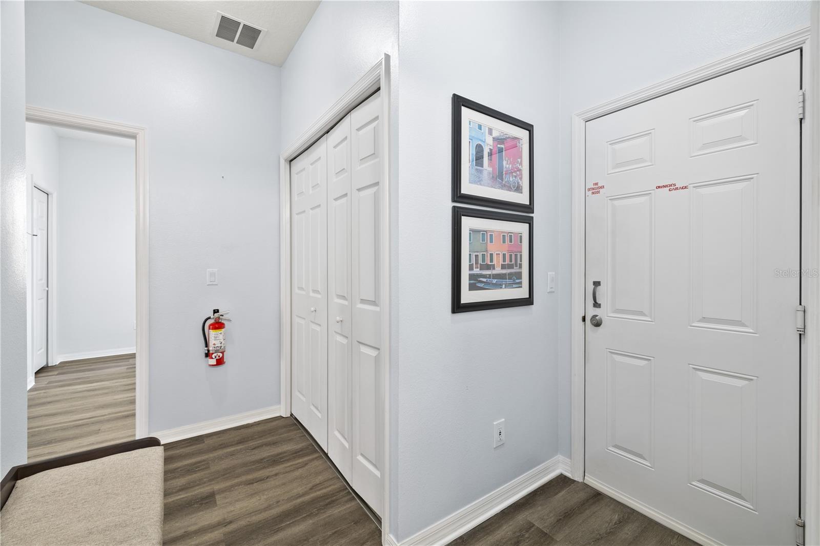 OAKWATER PH 02-6 CONDO - Residential