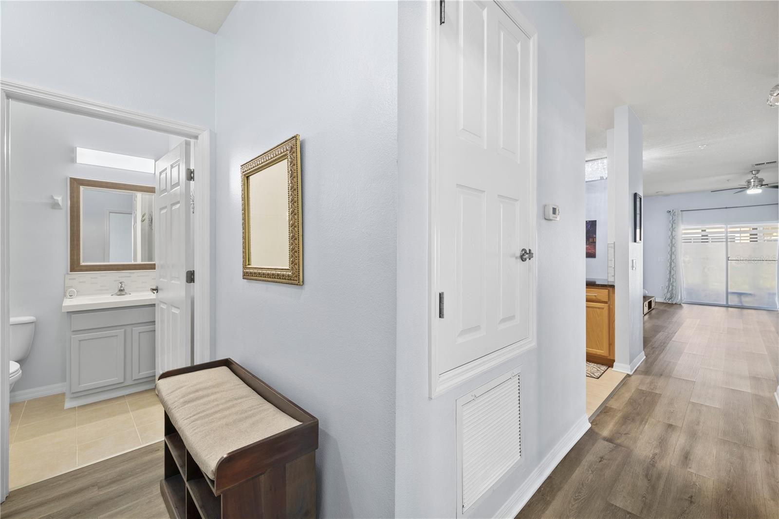 OAKWATER PH 02-6 CONDO - Residential