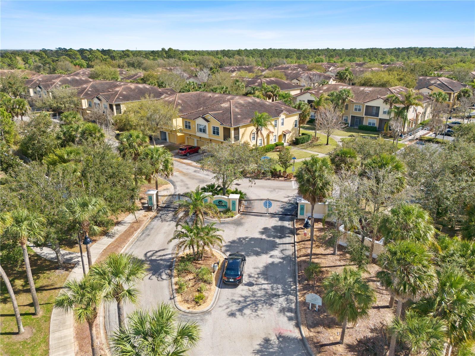 OAKWATER PH 02-6 CONDO - Residential