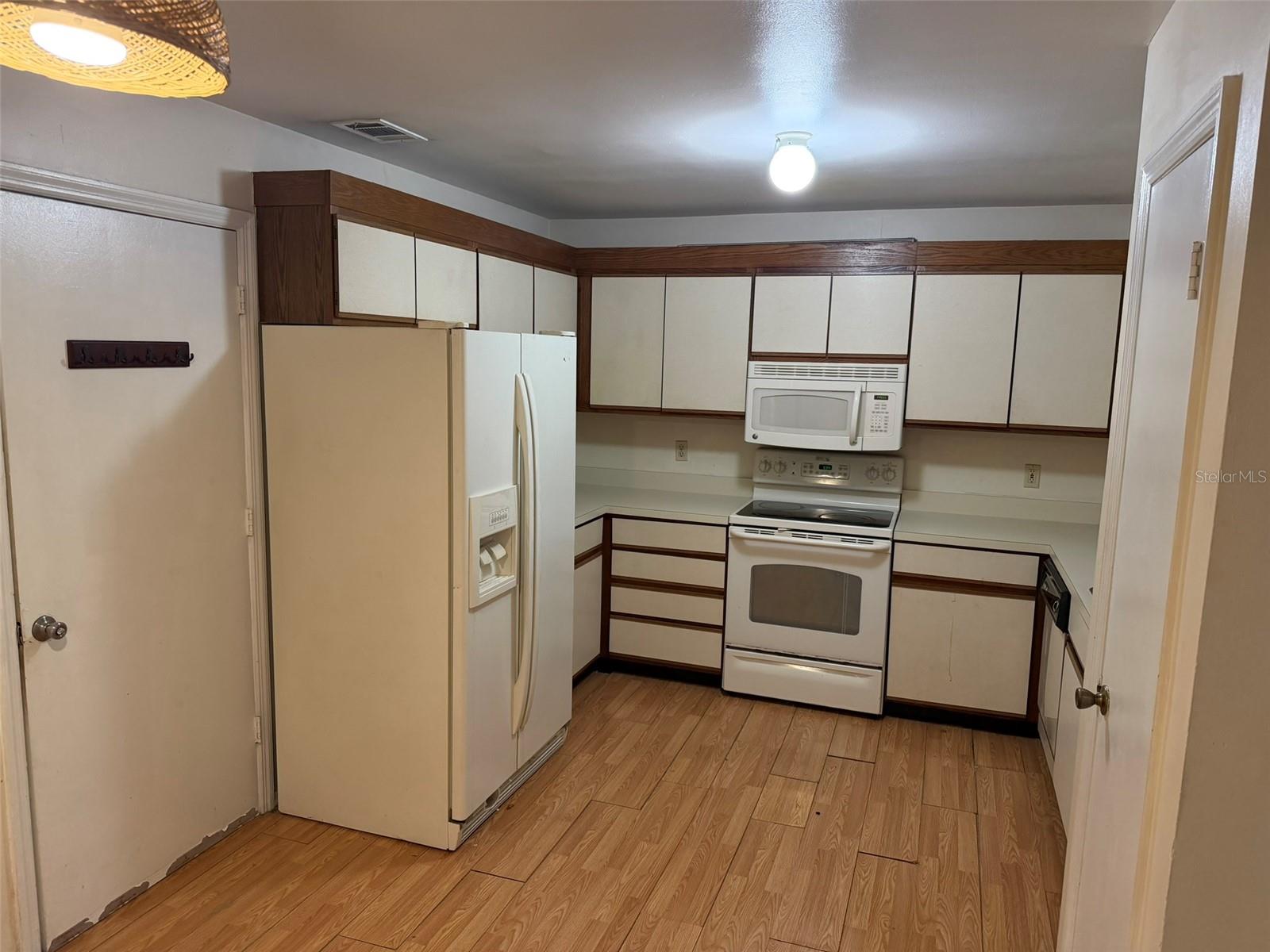 BVL UNIT 10 - Residential