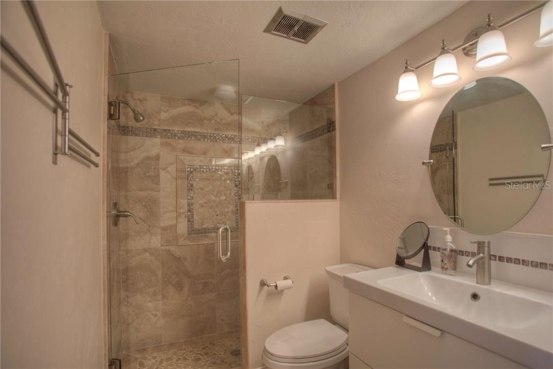 PALM-AIRE AT DESOTO LAKES CNTRY - Residential Lease