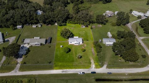 A home in PLANT CITY