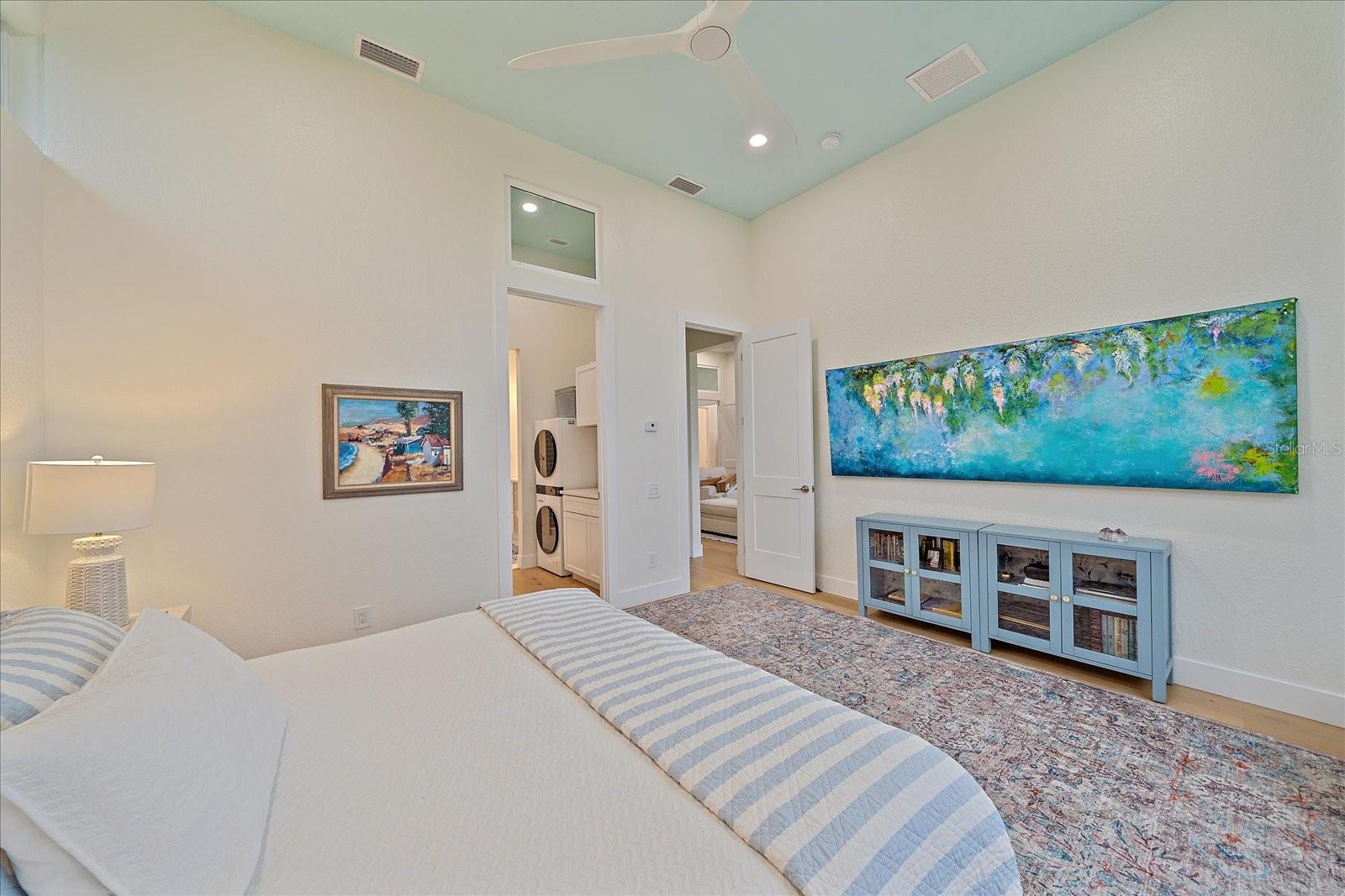 UNIVERSITY PARK GOLF AND COUNTRY CLUB - Residential