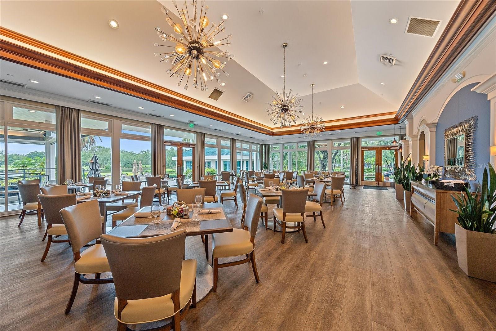 UNIVERSITY PARK GOLF AND COUNTRY CLUB - Residential