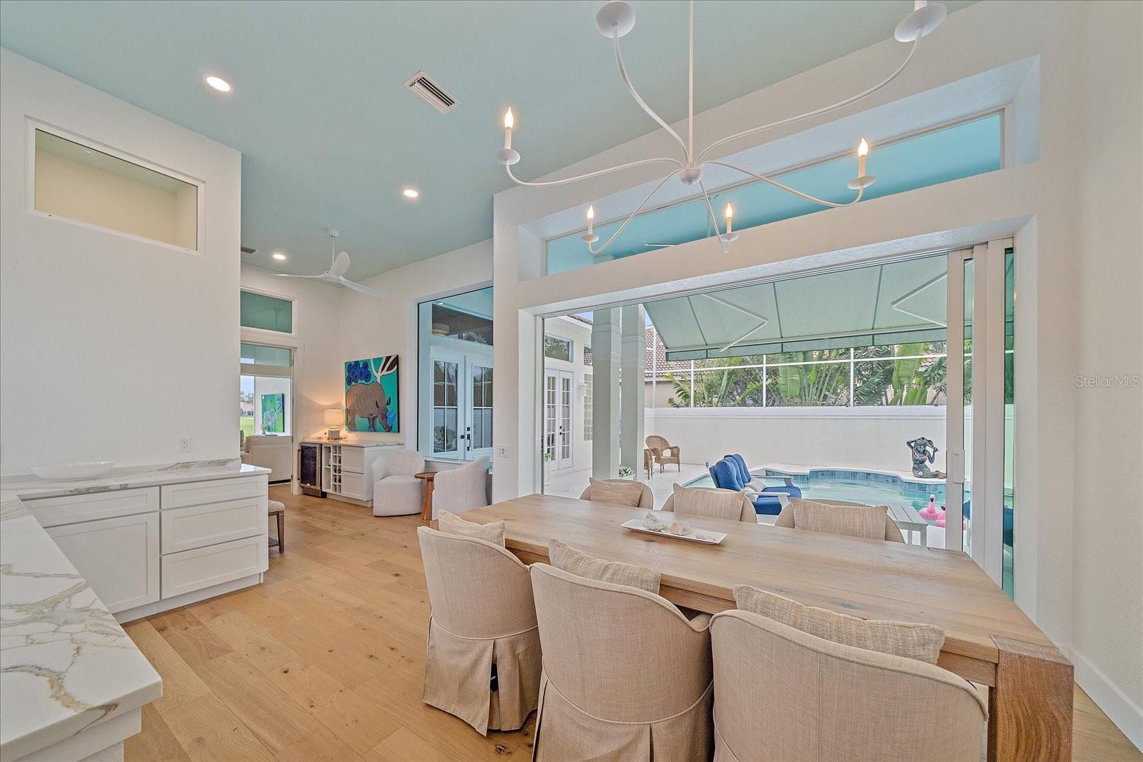 UNIVERSITY PARK GOLF AND COUNTRY CLUB - Residential