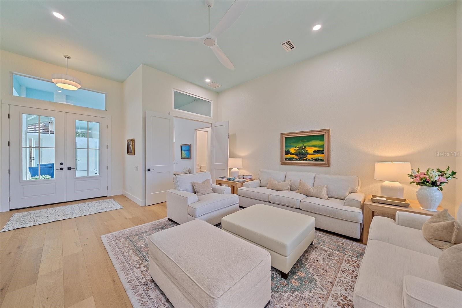 UNIVERSITY PARK GOLF AND COUNTRY CLUB - Residential
