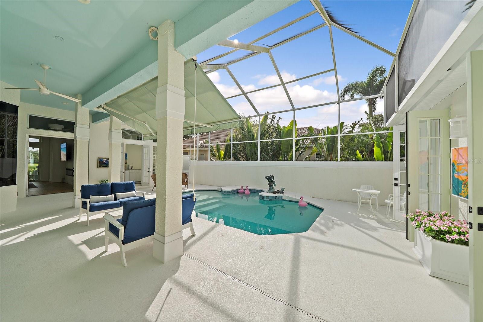 UNIVERSITY PARK GOLF AND COUNTRY CLUB - Residential