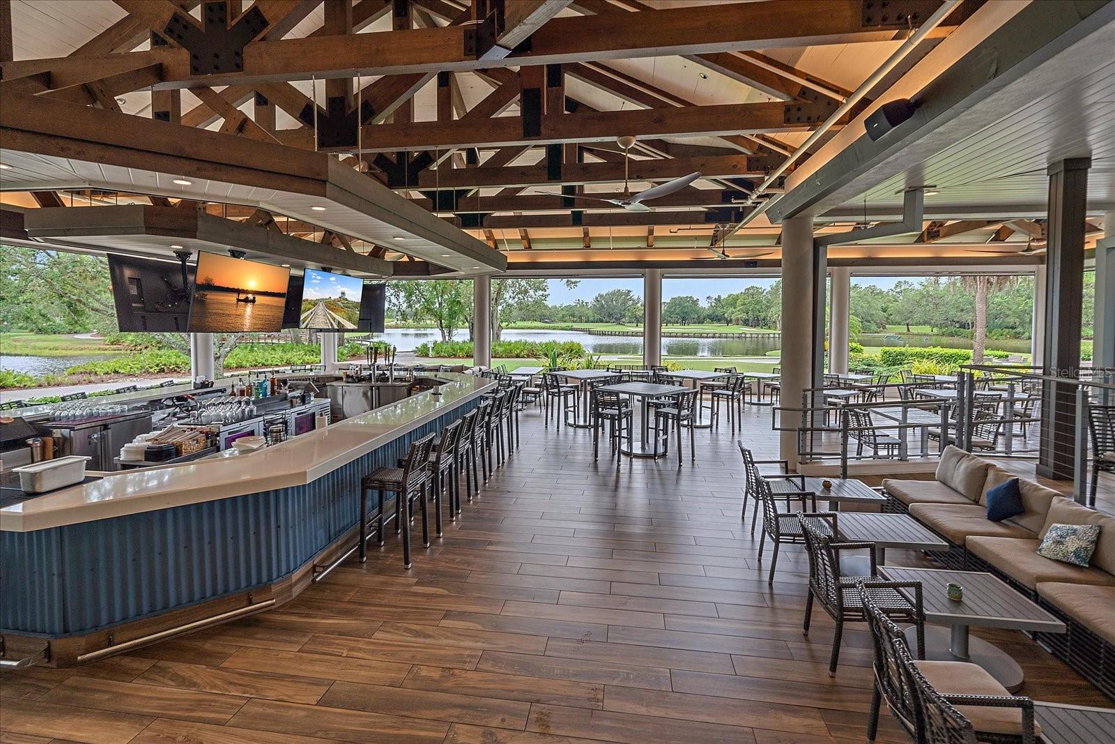 UNIVERSITY PARK GOLF AND COUNTRY CLUB - Residential