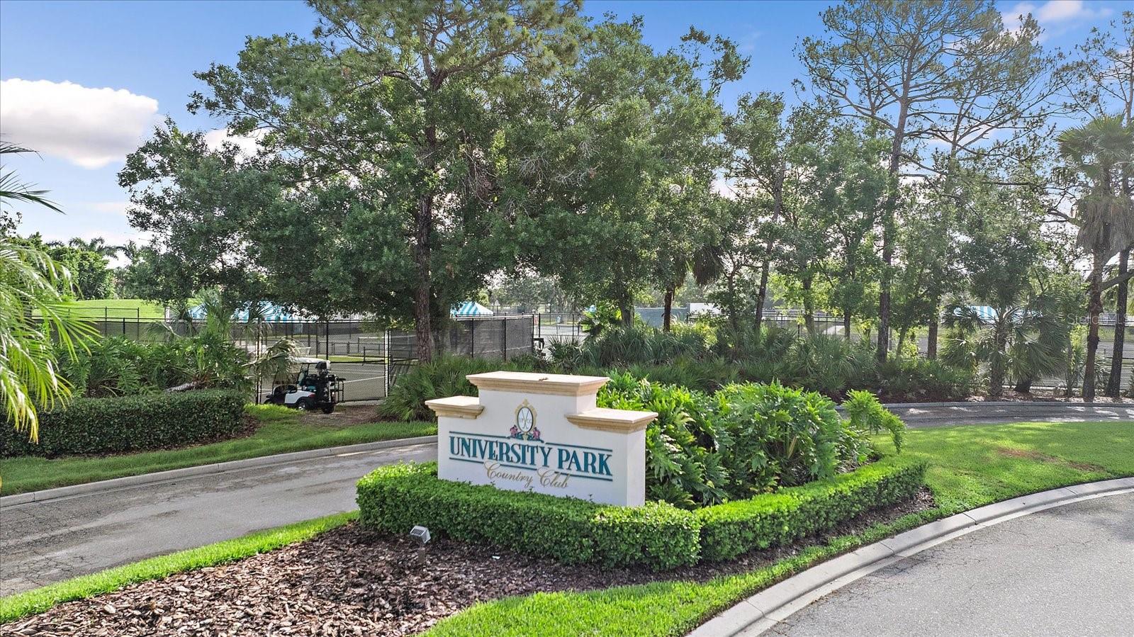 UNIVERSITY PARK GOLF AND COUNTRY CLUB - Residential