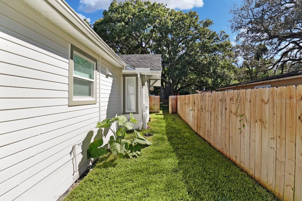 TAMPA OVERLOOK - Residential