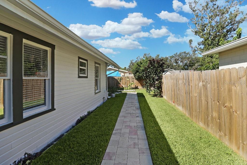 TAMPA OVERLOOK - Residential