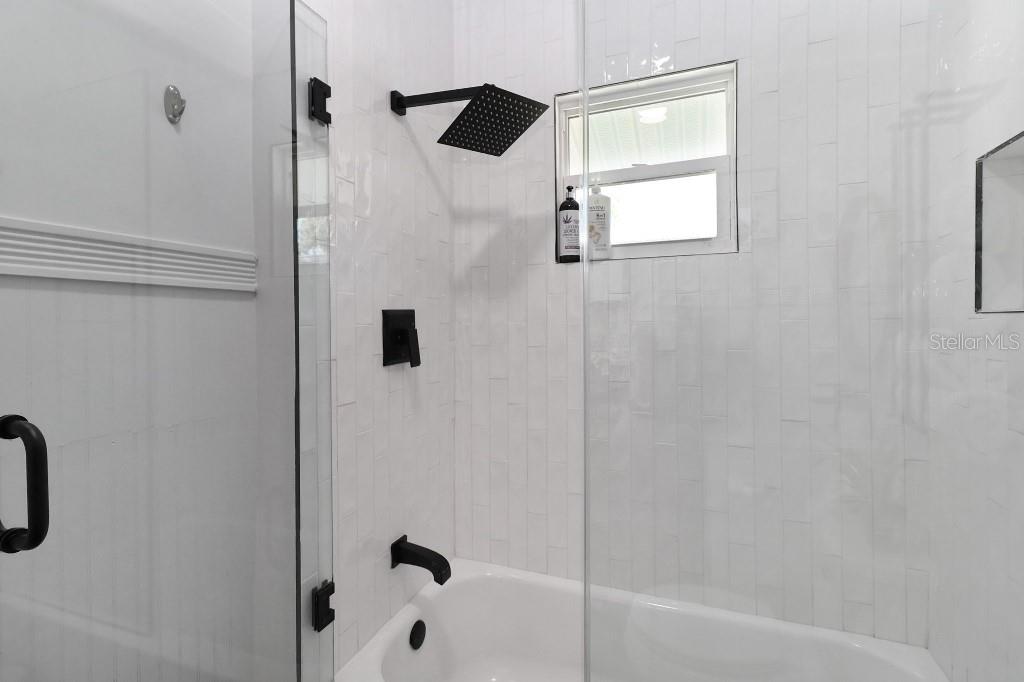 TAMPA OVERLOOK - Residential