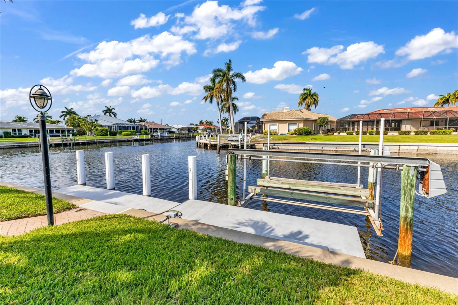 PUNTA GORDA ISLES SEC 11 - Residential