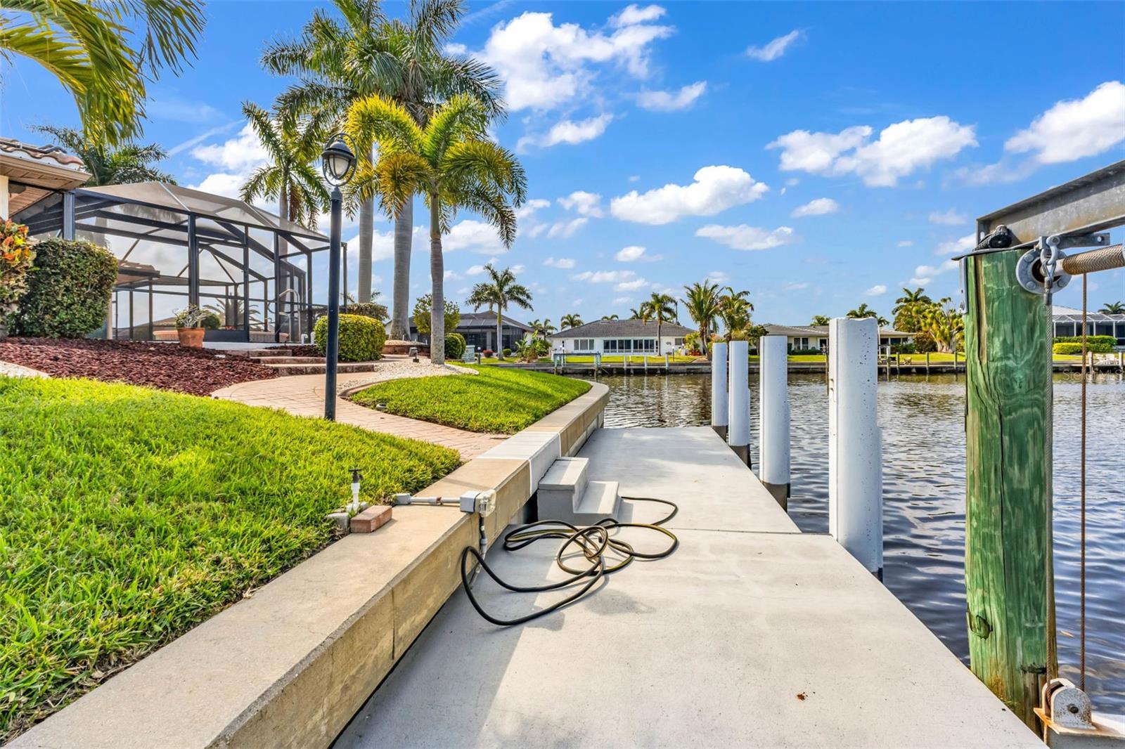 PUNTA GORDA ISLES SEC 11 - Residential