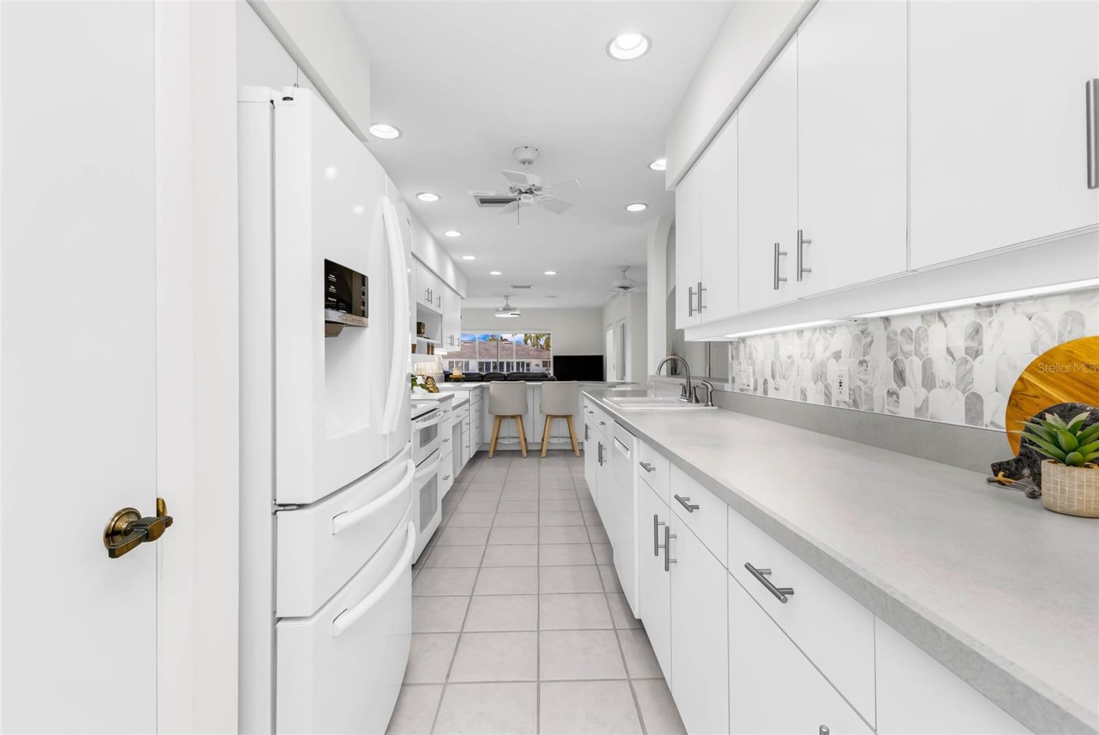 PUNTA GORDA ISLES SEC 11 - Residential