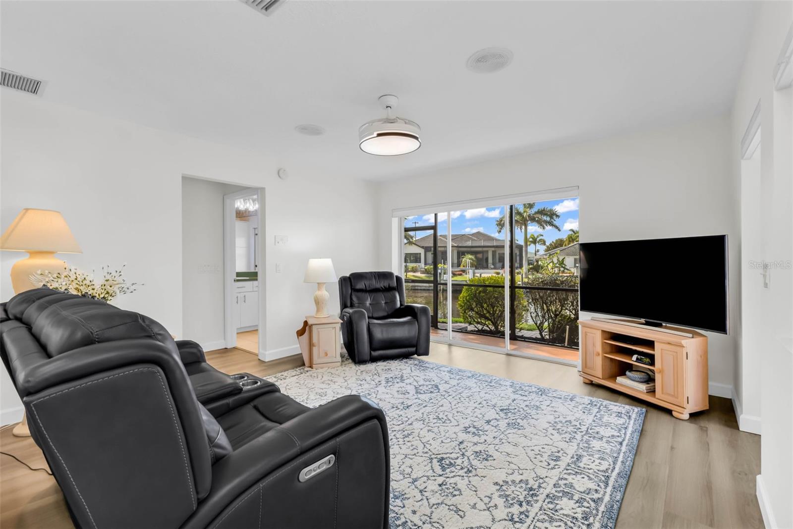 PUNTA GORDA ISLES SEC 11 - Residential