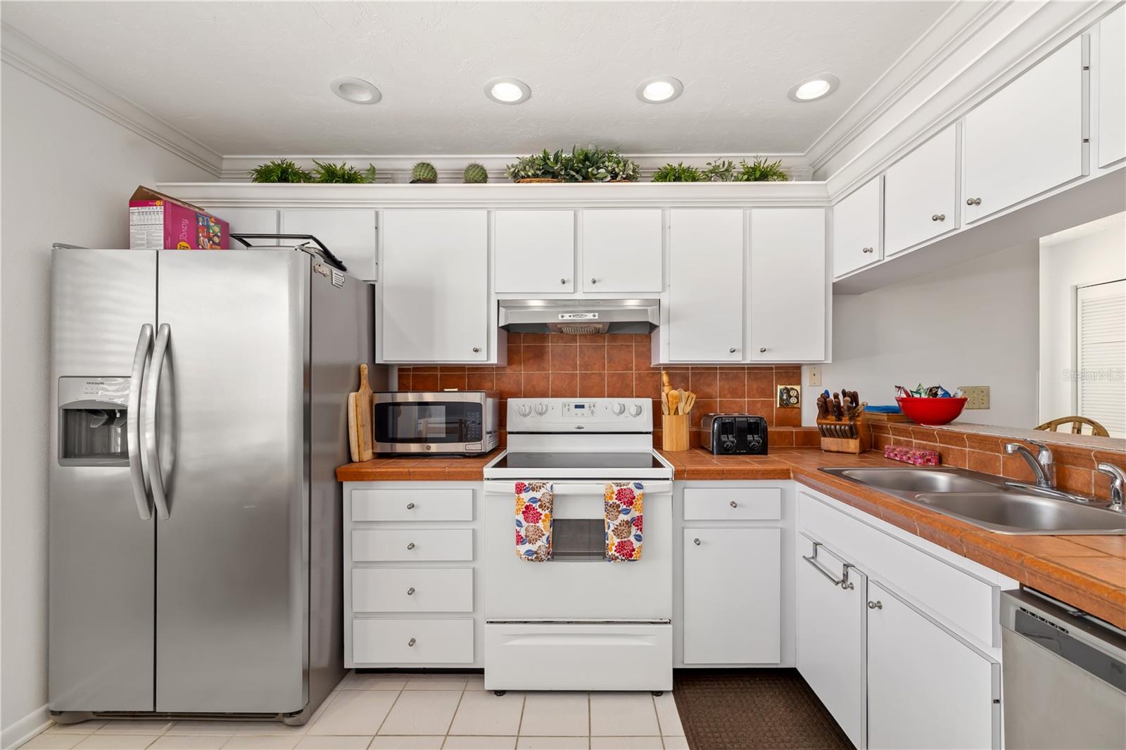 SIESTA DUNES BEACH - Residential