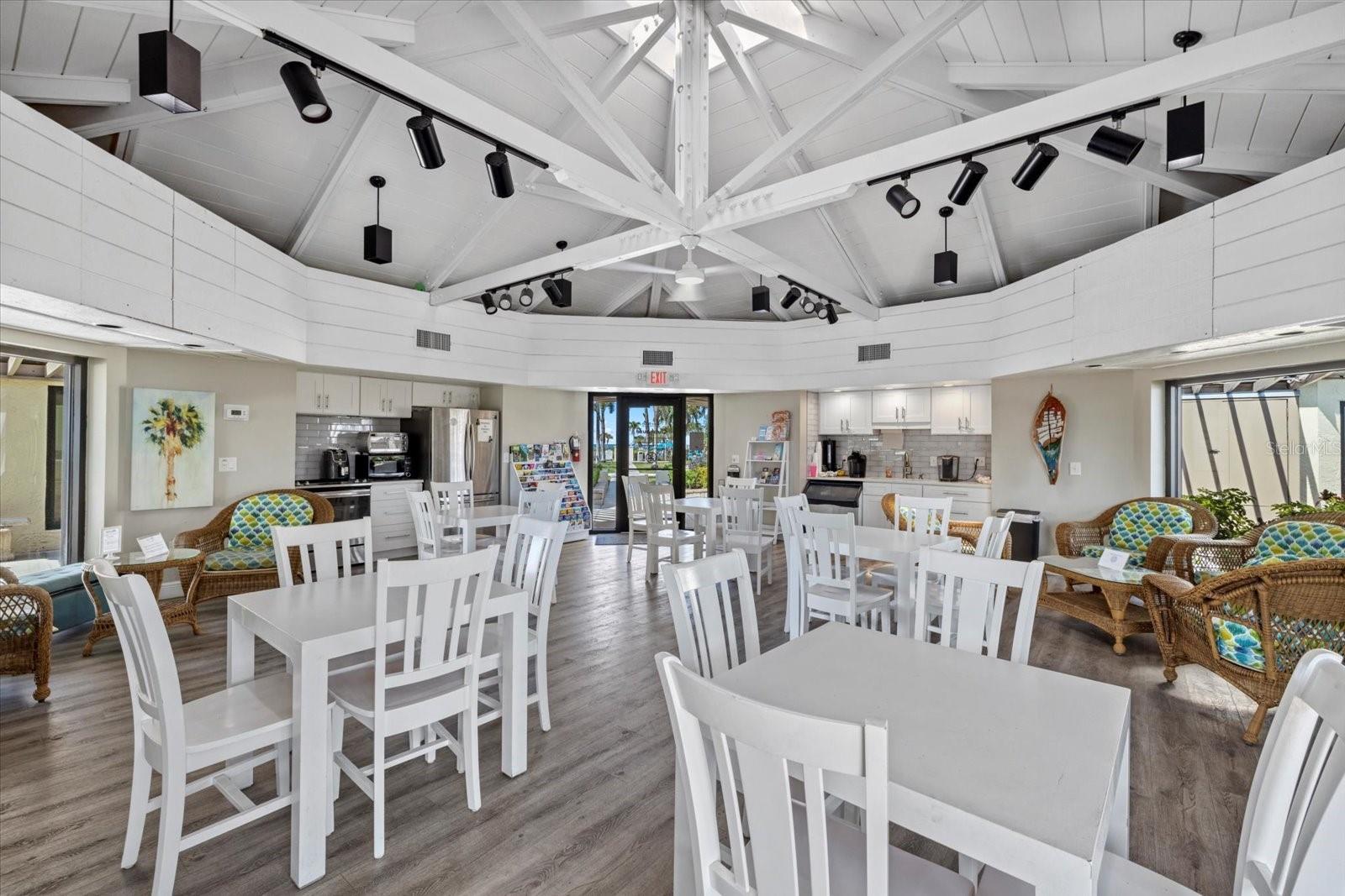 SIESTA DUNES BEACH - Residential