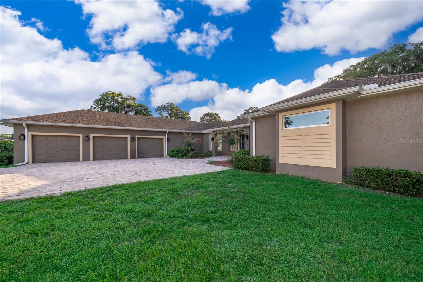 12131 EAGLES POINT COURT