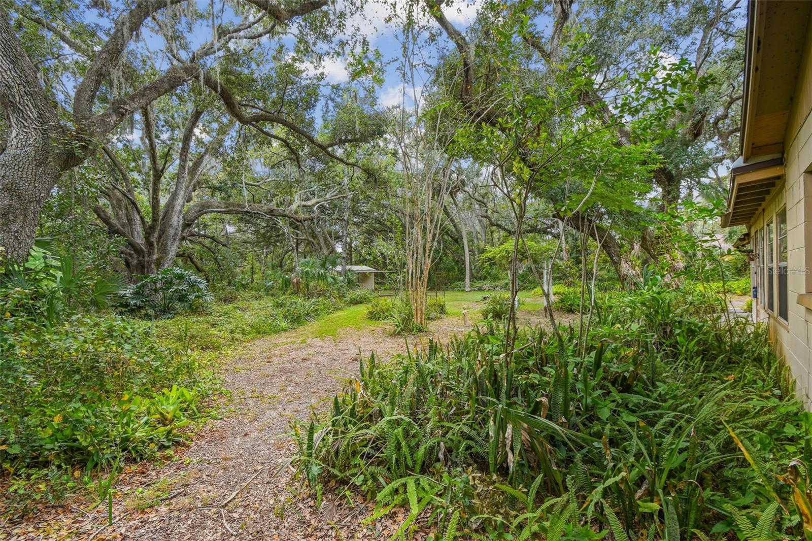 UNPLATTED - Residential