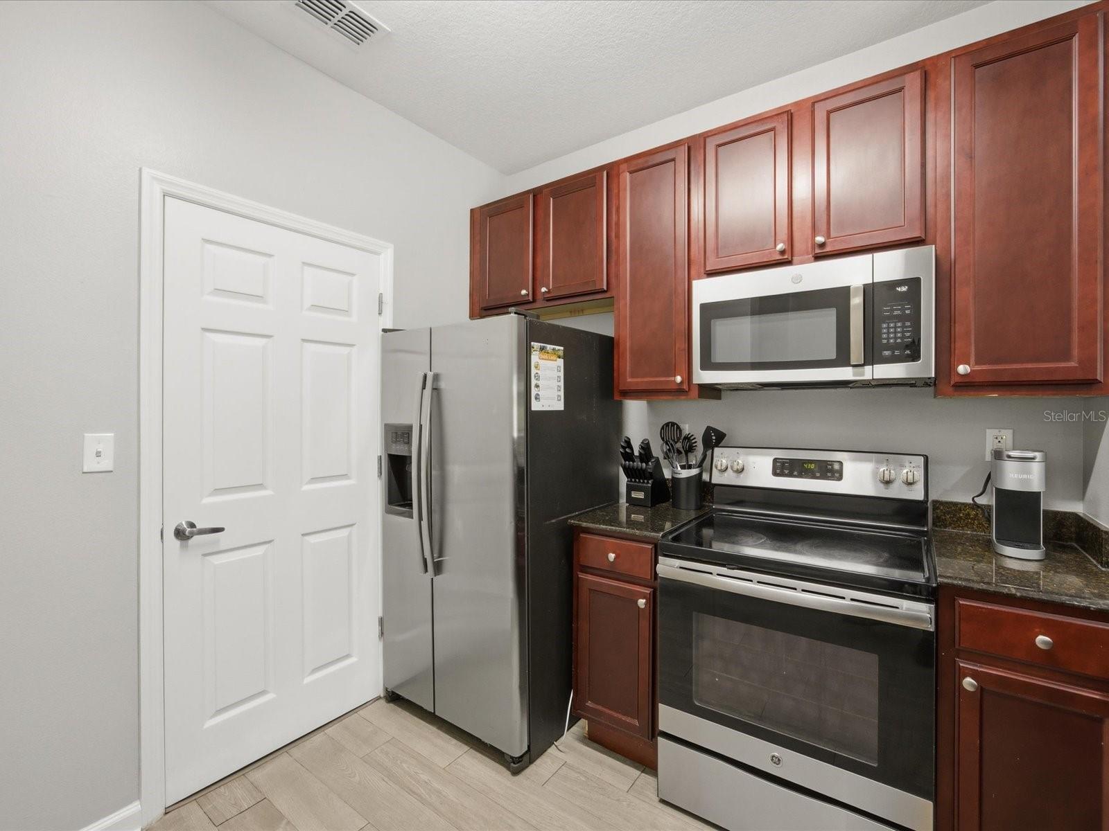 GROVE RESORT AND SPA - Residential