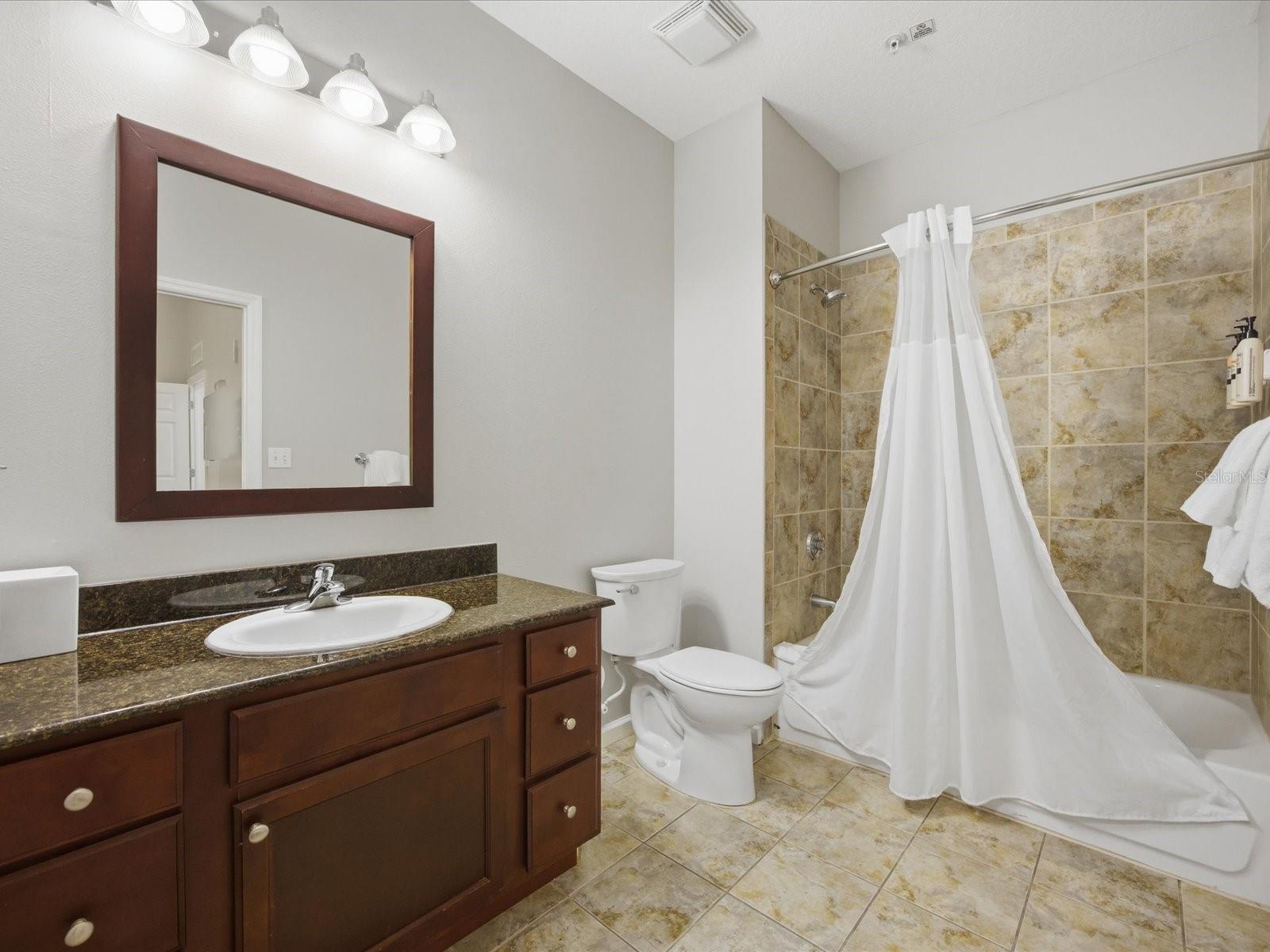 GROVE RESORT AND SPA - Residential