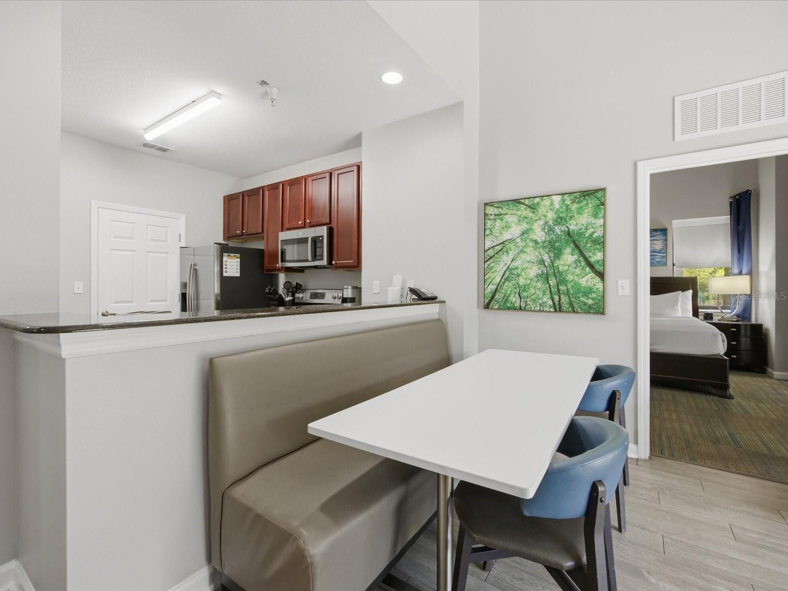 GROVE RESORT AND SPA - Residential