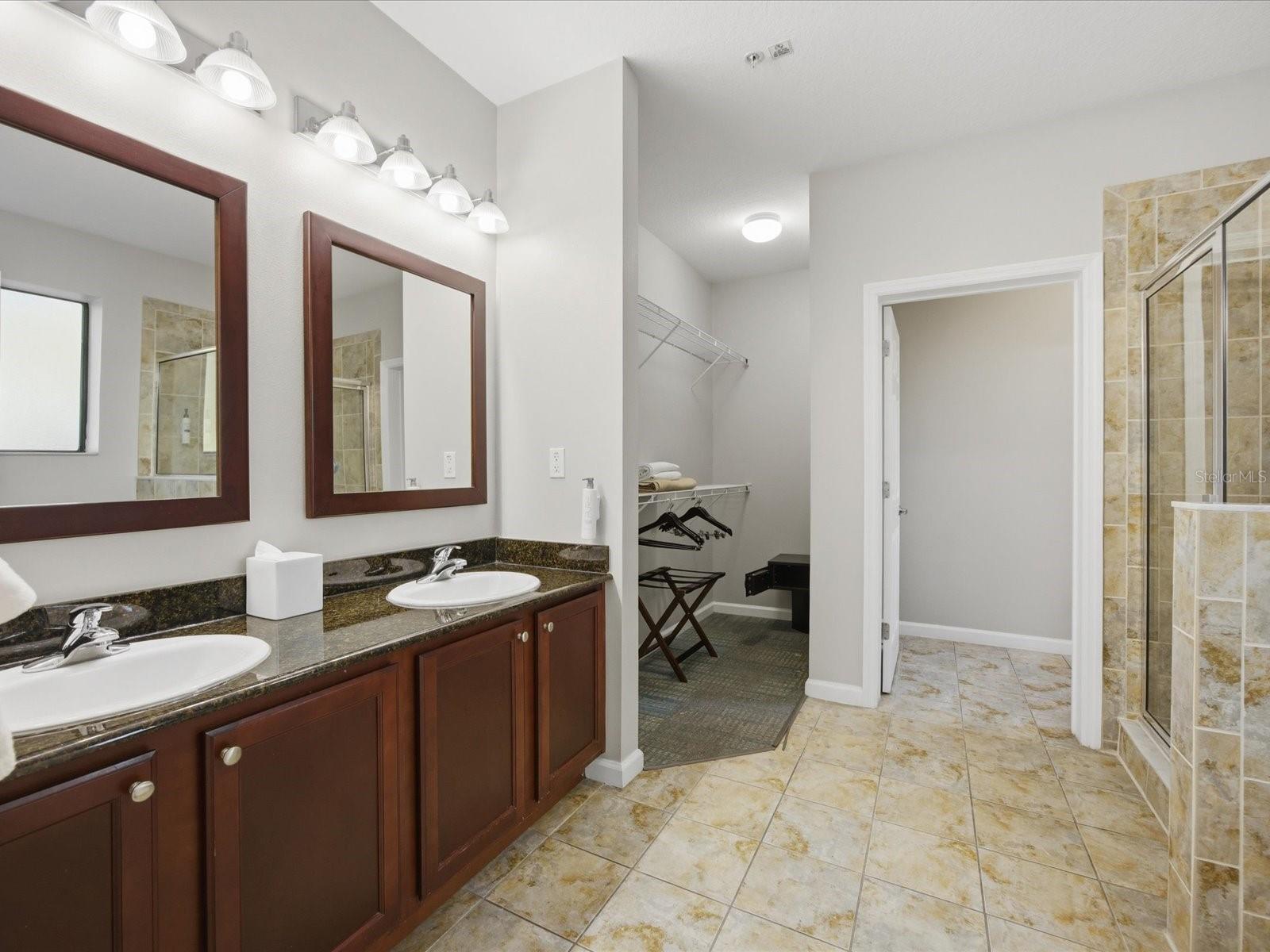 GROVE RESORT AND SPA - Residential