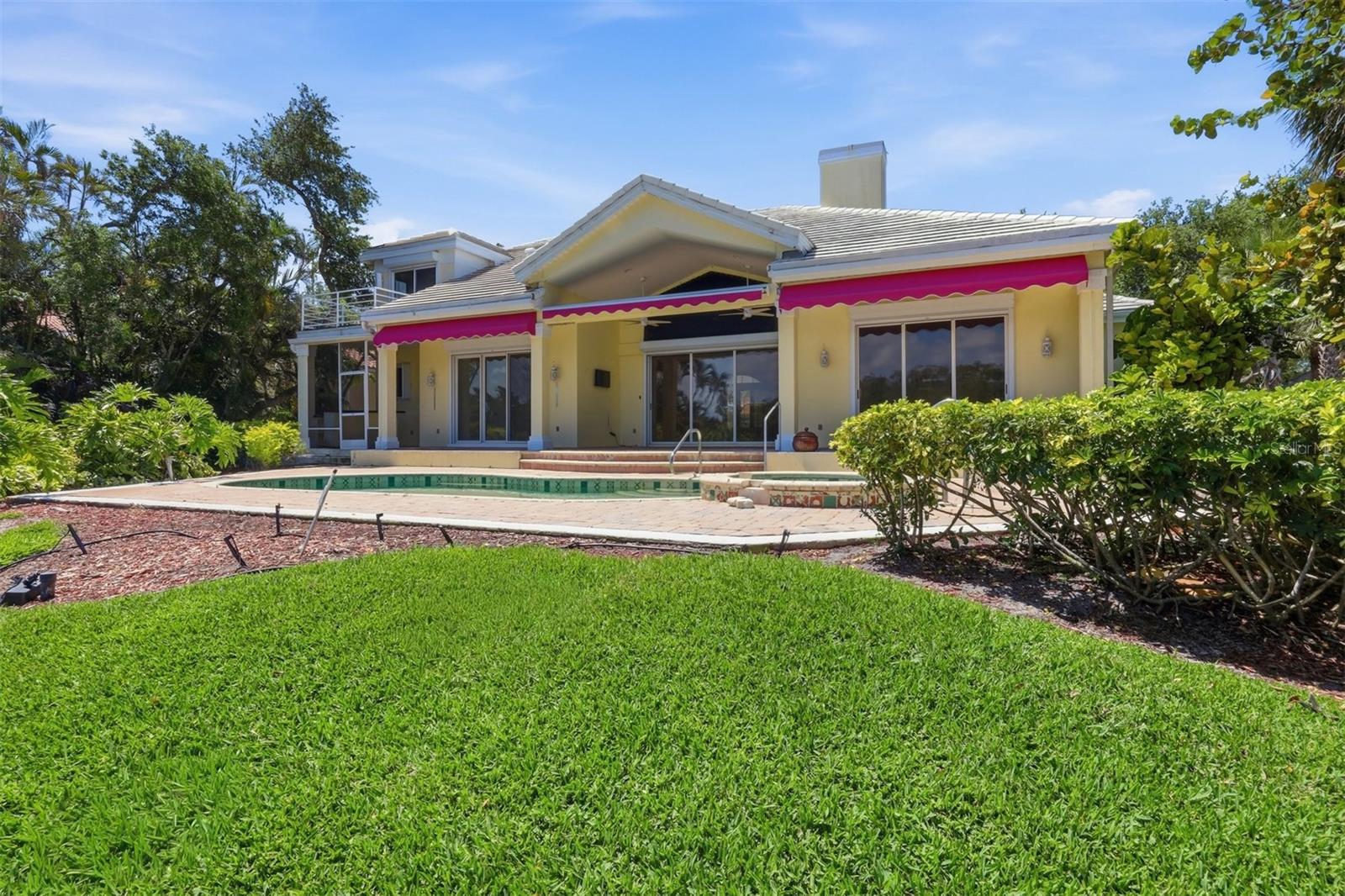 SABAL COVE - Residential