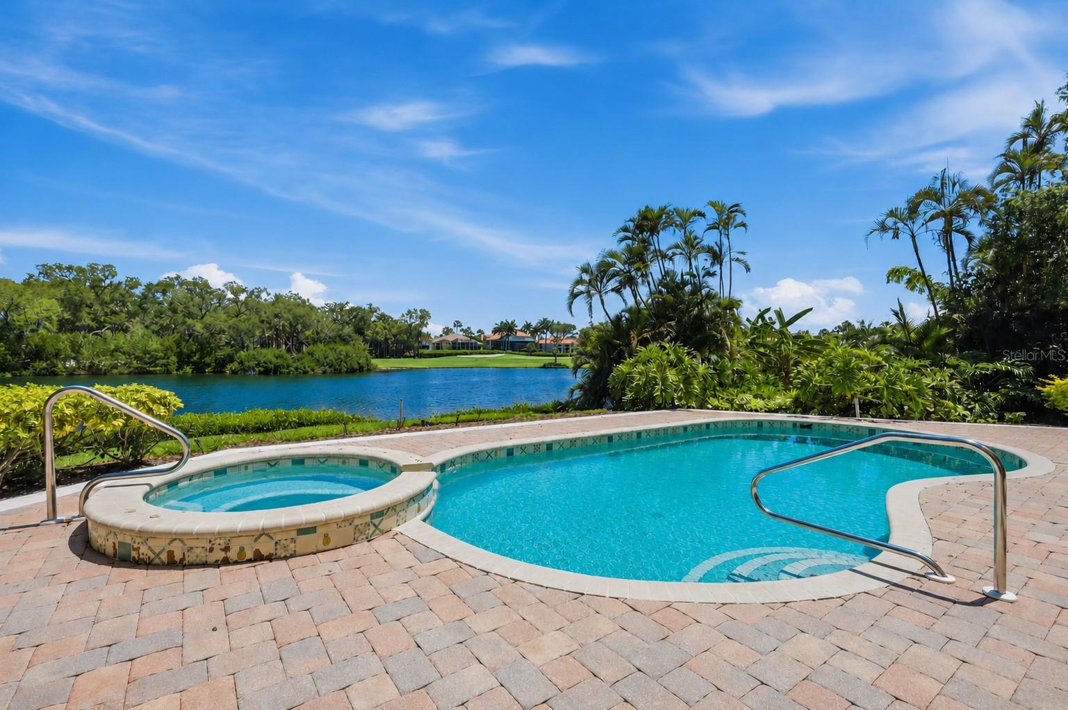 SABAL COVE - Residential