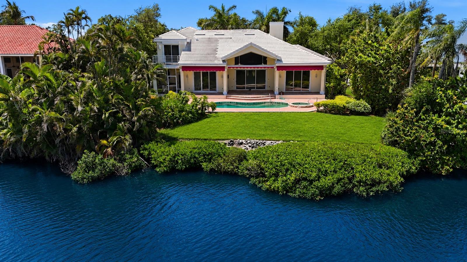 SABAL COVE - Residential