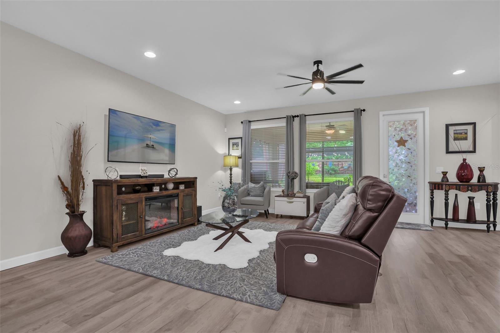 1456 SOURWOOD DRIVE