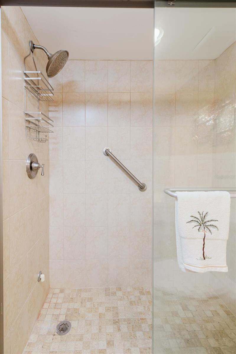 SHELLEY GARDENS 3 CONDO - Residential