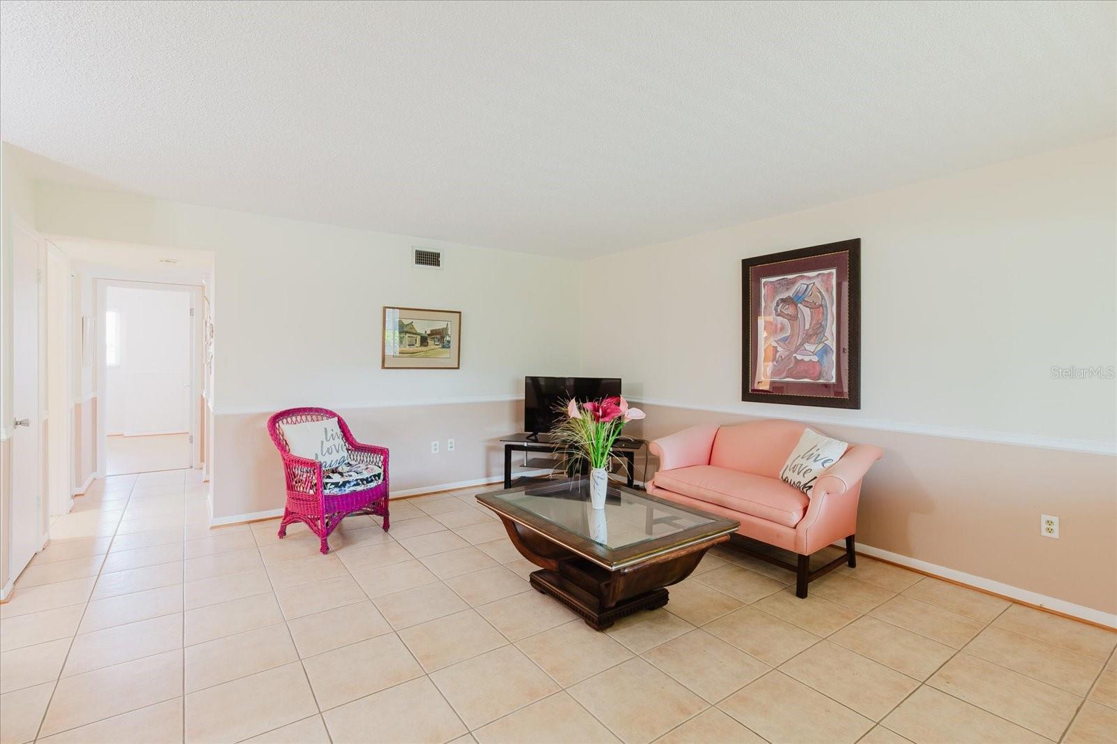 SHELLEY GARDENS 3 CONDO - Residential