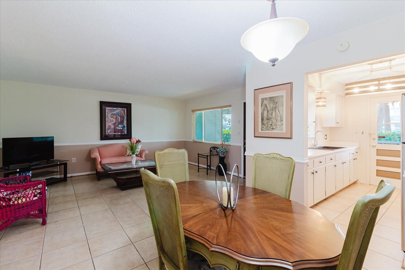 SHELLEY GARDENS 3 CONDO - Residential