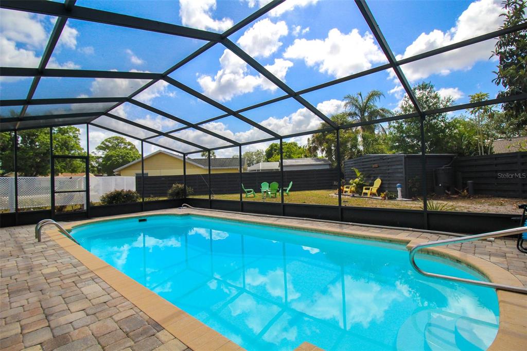 TAMARON - Residential Lease