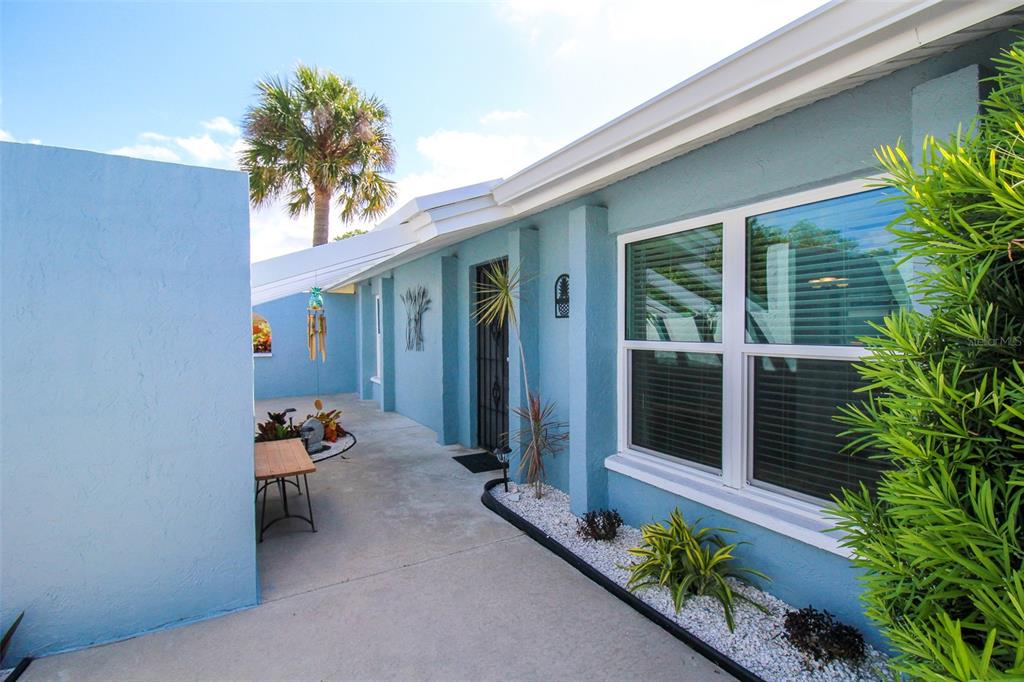TAMARON - Residential Lease