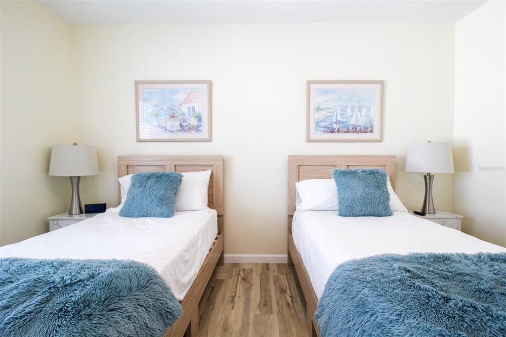 TAMARON - Residential Lease